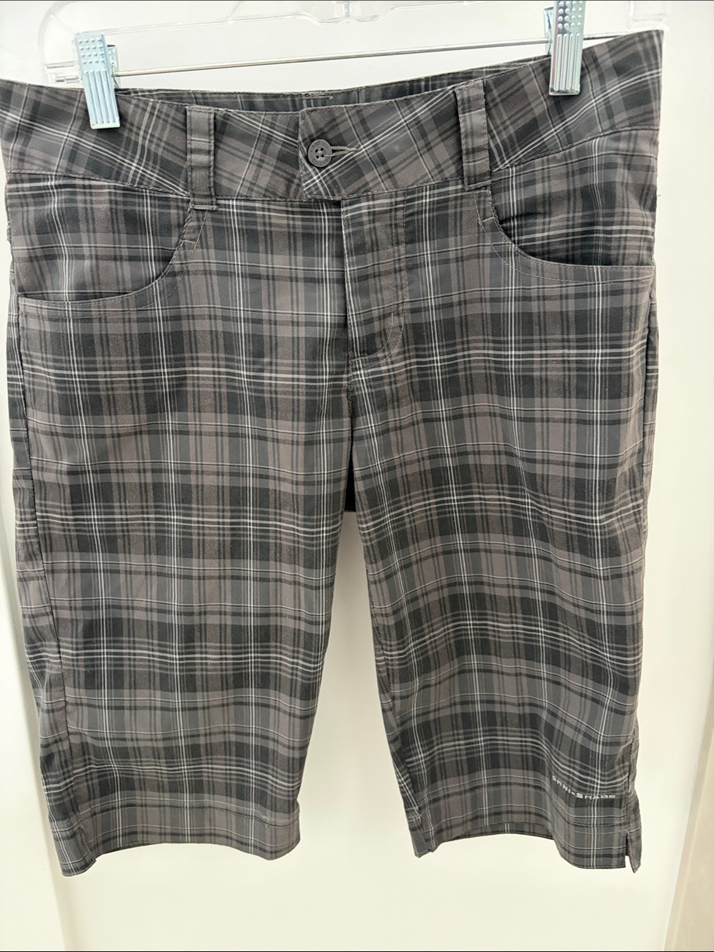 Women’s Bermuda Gray Plaid Casual Shorts. Titanium Omni Shade w/Mesh Pockets.